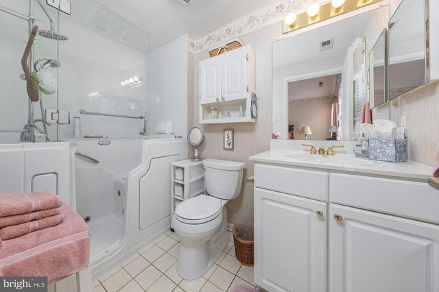 46 NATURE LN, Sewell, NJ 08080