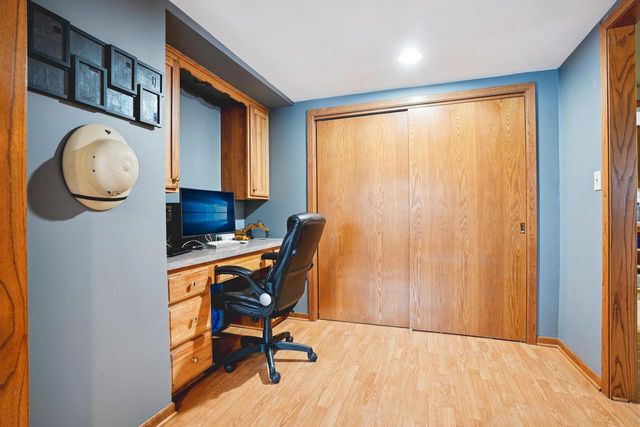 9114 29th AVENUE, Kenosha, WI 53143