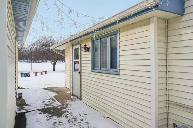9114 29th AVENUE, Kenosha, WI 53143