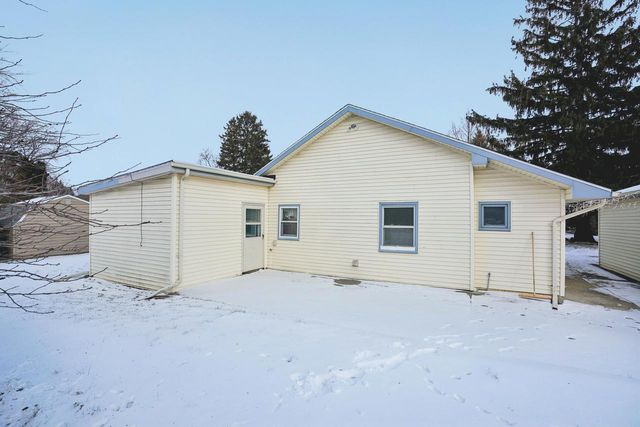 9114 29th AVENUE, Kenosha, WI 53143