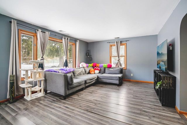 9114 29th AVENUE, Kenosha, WI 53143