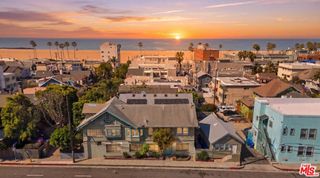 49 Wavecrest Avenue, Venice, CA 90291
