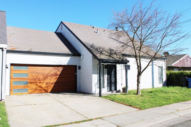 5501 Gilgunn Way, Sacramento, CA 95822