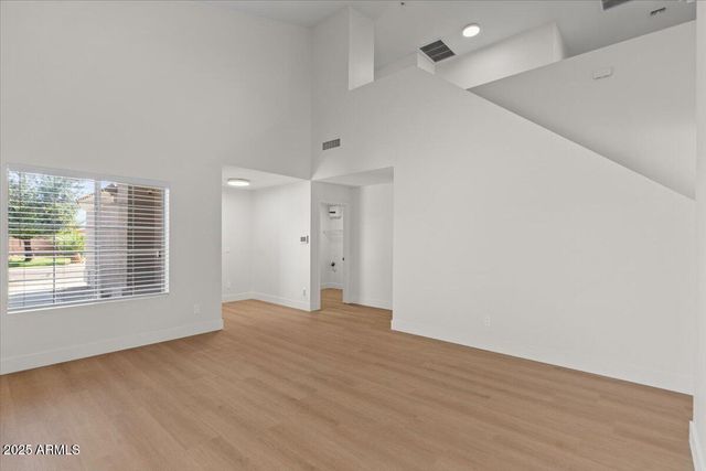 2289 W Hayden Peak Drive, San Tan Valley, AZ 85144