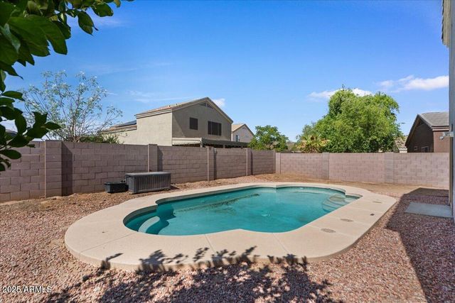 2289 W Hayden Peak Drive, San Tan Valley, AZ 85144