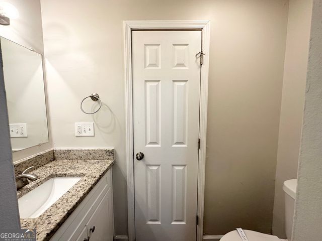 2930 Waters Road, Atlanta, GA 30354
