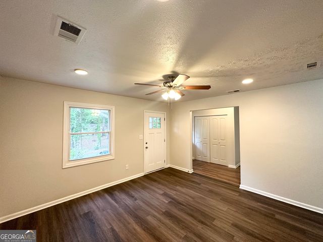 2930 Waters Road, Atlanta, GA 30354