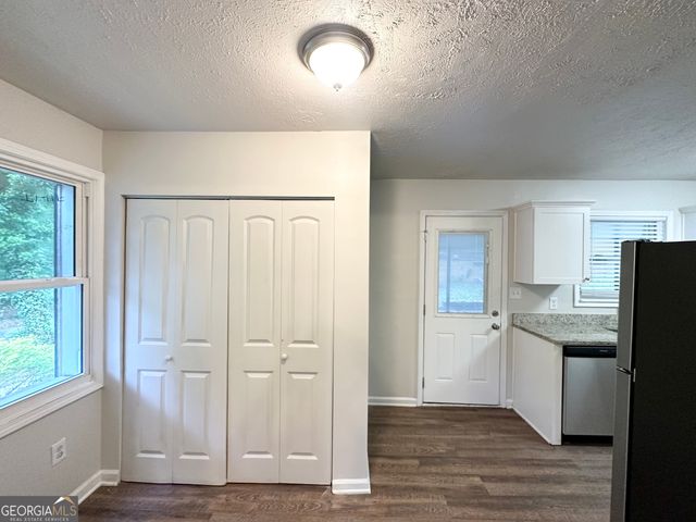 2930 Waters Road, Atlanta, GA 30354