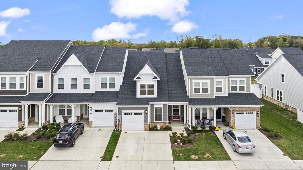 10584 MOUNT RAINIER PL, White Plains, MD 20695