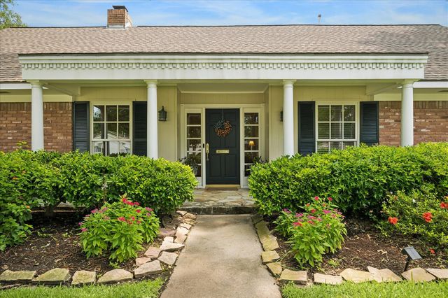 12122 Kimberley Lane, Houston, TX 77024