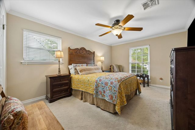 12122 Kimberley Lane, Houston, TX 77024
