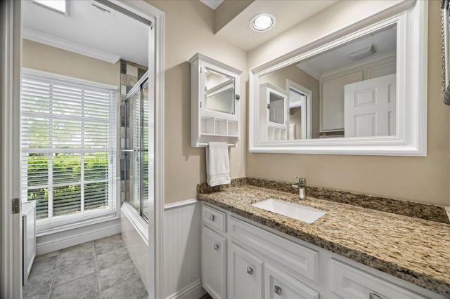 12122 Kimberley Lane, Houston, TX 77024