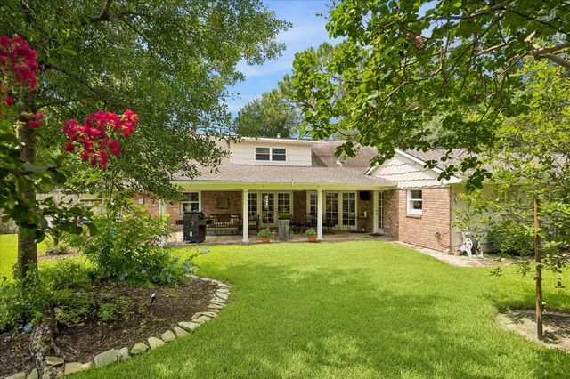 12122 Kimberley Lane, Houston, TX 77024