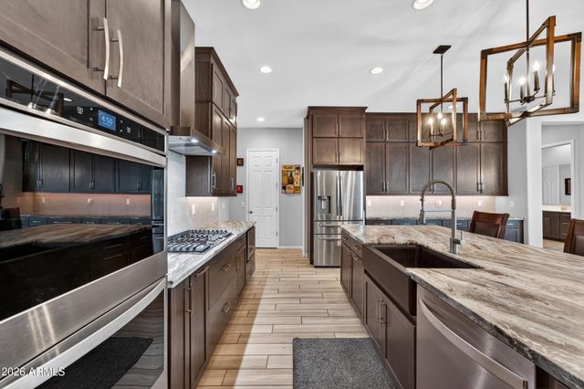 18209 W COLTER Street, Litchfield Park, AZ 85340