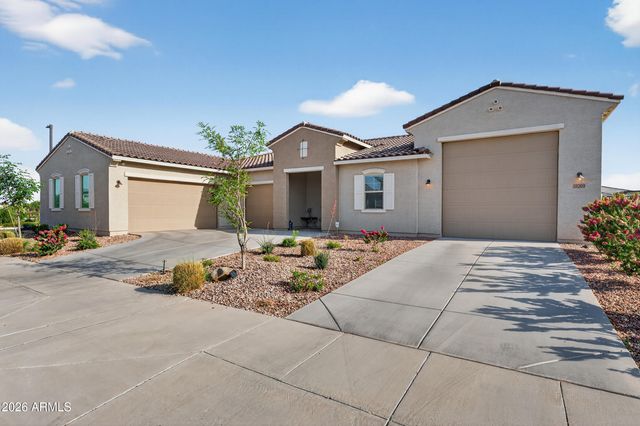 18209 W COLTER Street, Litchfield Park, AZ 85340