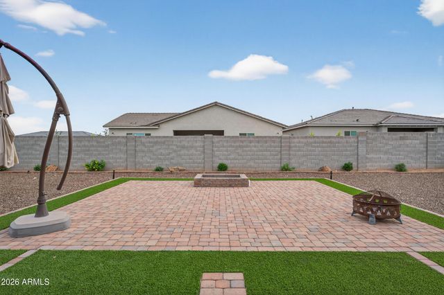 18209 W COLTER Street, Litchfield Park, AZ 85340