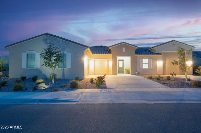 18209 W COLTER Street, Litchfield Park, AZ 85340