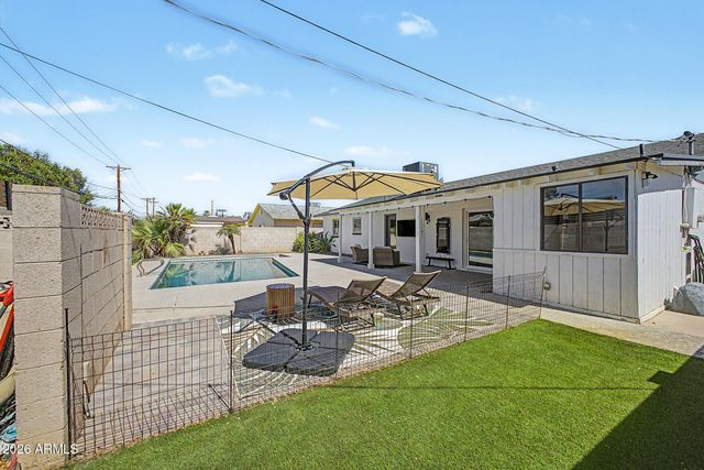 8024 E HUBBELL Street, Scottsdale, AZ 85257