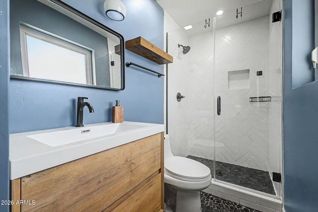 8024 E HUBBELL Street, Scottsdale, AZ 85257