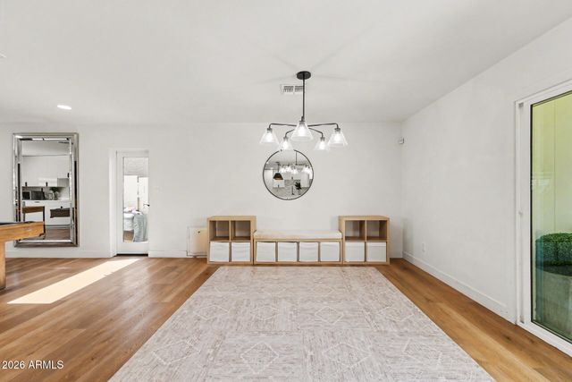 8024 E HUBBELL Street, Scottsdale, AZ 85257
