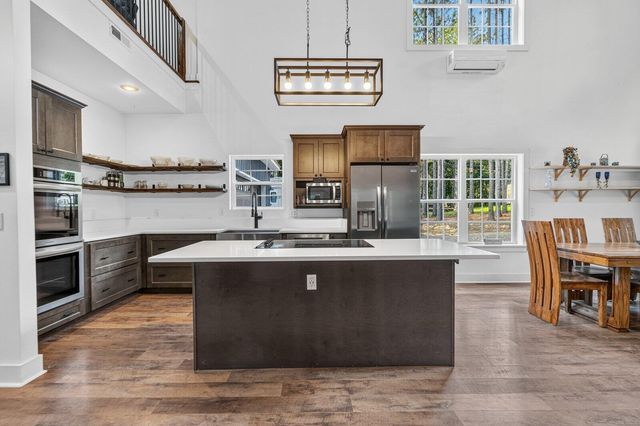 1194 Horseshoe Road, Signal Mountain, TN 37377