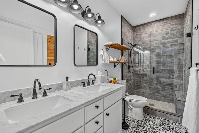 1194 Horseshoe Road, Signal Mountain, TN 37377