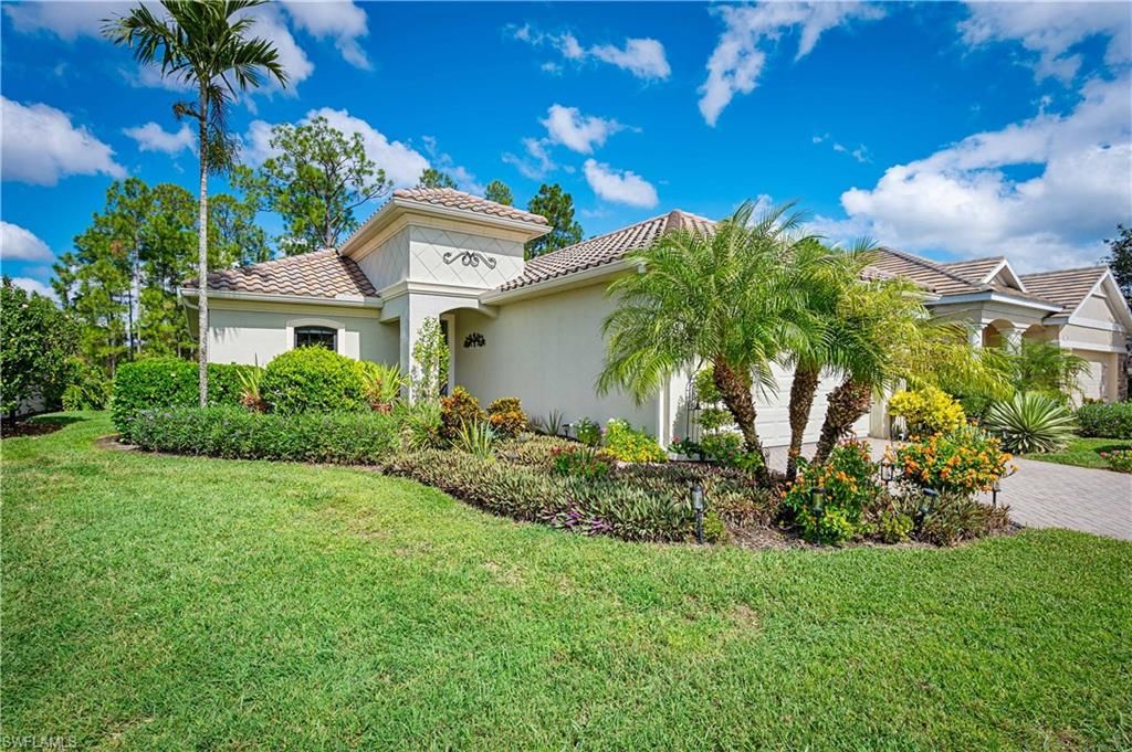 3585 Canopy CIR, Naples, FL 34120