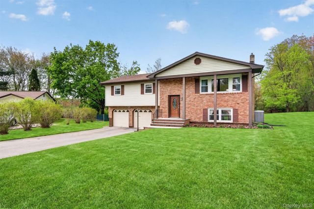 22 Oneil Circle, Monroe, NY 10950