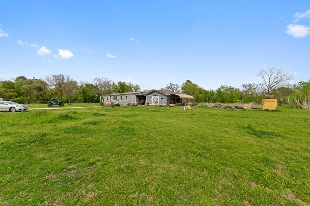 1128 County Road 429, Cleburne, TX 76031