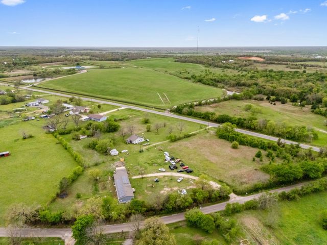 1128 County Road 429, Cleburne, TX 76031