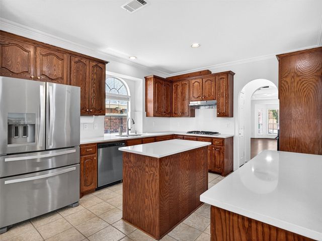 5513 Bandelier Trail, Fort Worth, TX 76137