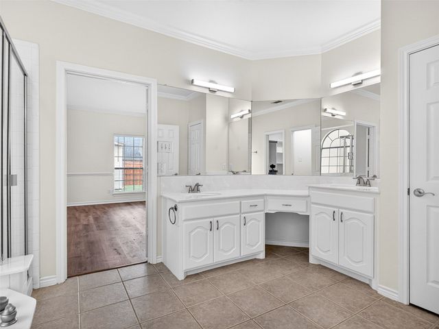 5513 Bandelier Trail, Fort Worth, TX 76137