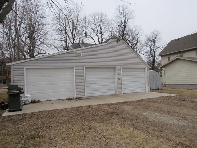 306 N Lafayette Avenue, Fulda, MN 56131