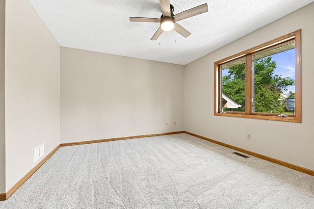 9081 13th Street NE, Saint Michael, MN 55376