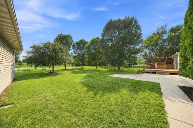 9081 13th Street NE, Saint Michael, MN 55376