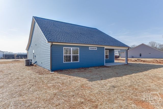 228 Franklin Hills Drive B14, Carnesville, GA 30521