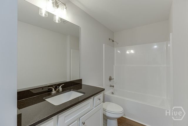 228 Franklin Hills Drive B14, Carnesville, GA 30521