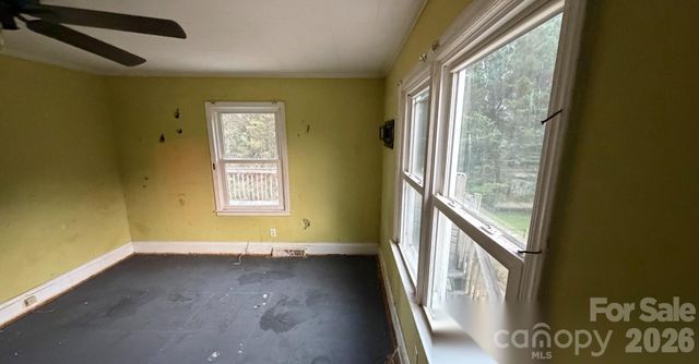 803 S Grove Street, Lincolnton, NC 28092