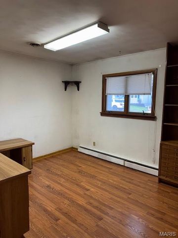 1105 James Street, Washington, MO 63090