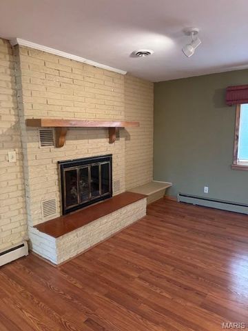 1105 James Street, Washington, MO 63090