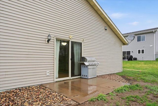 1262 Norway Pine Circle, New Richmond, WI 54017