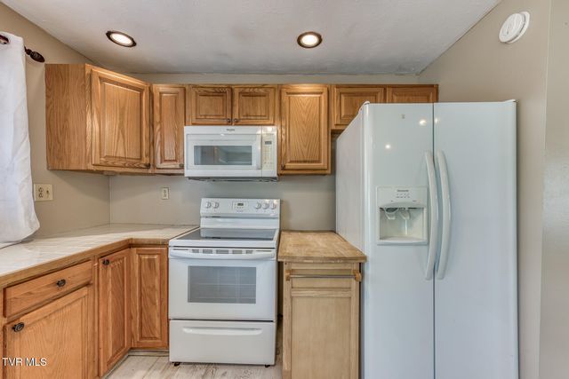1069 Jessie Lane, Church Hill, TN 37642