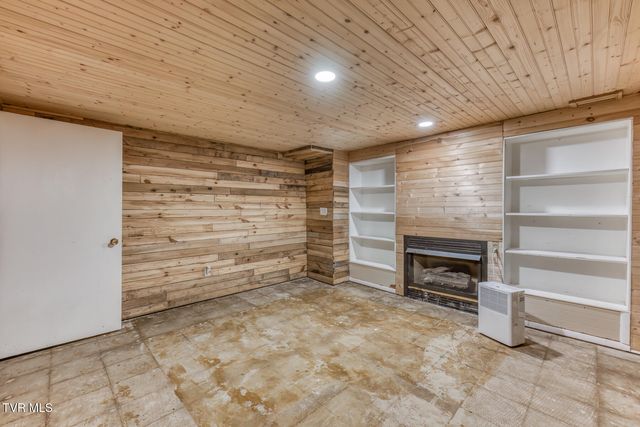 1069 Jessie Lane, Church Hill, TN 37642