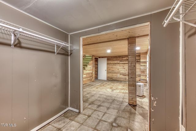 1069 Jessie Lane, Church Hill, TN 37642