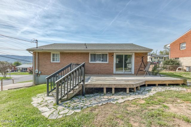 1069 Jessie Lane, Church Hill, TN 37642