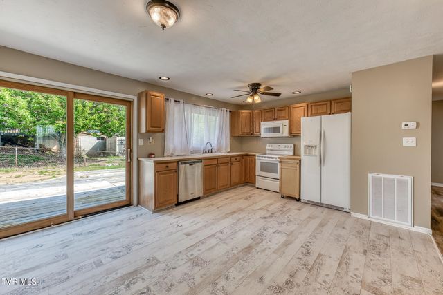 1069 Jessie Lane, Church Hill, TN 37642