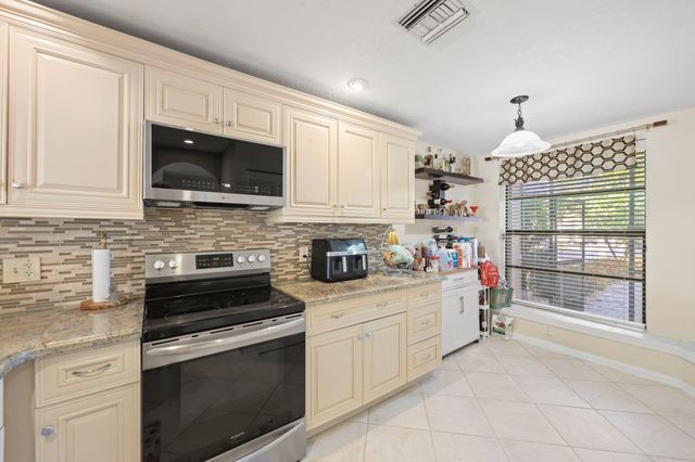 8634 Via Reale 3, Boca Raton, FL 33496