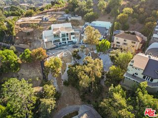 3969 Oakfield Drive, Los Angeles, CA 91423