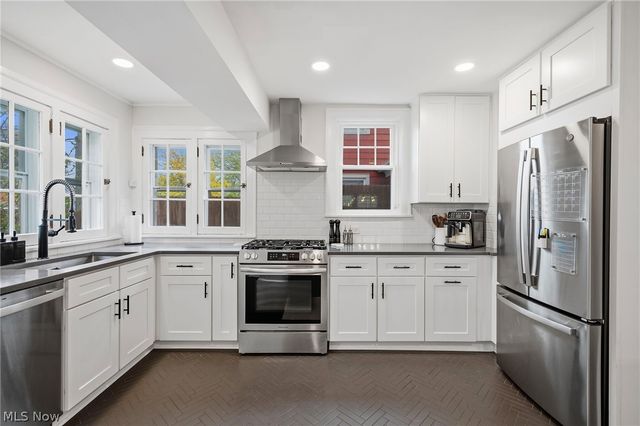 3141 Coleridge Road, Cleveland Heights, OH 44118