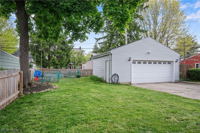 3141 Coleridge Road, Cleveland Heights, OH 44118